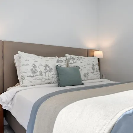 Beco Santa Emilia 2i, A In Madeira Διαμέρισμα *